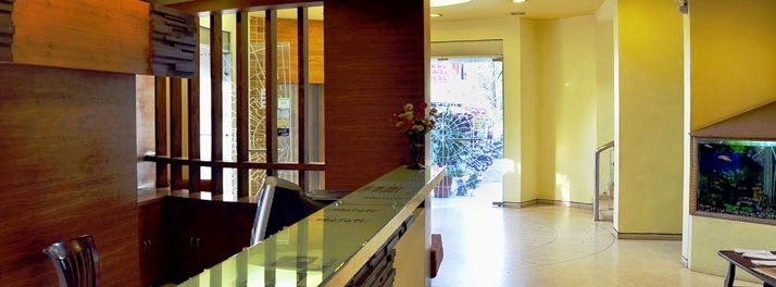 Haadi Rani Palace - Udaipur 01.jpg